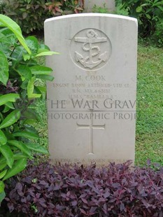 TRINCOMALEE WAR CEMETERY - COOK, MAURICE